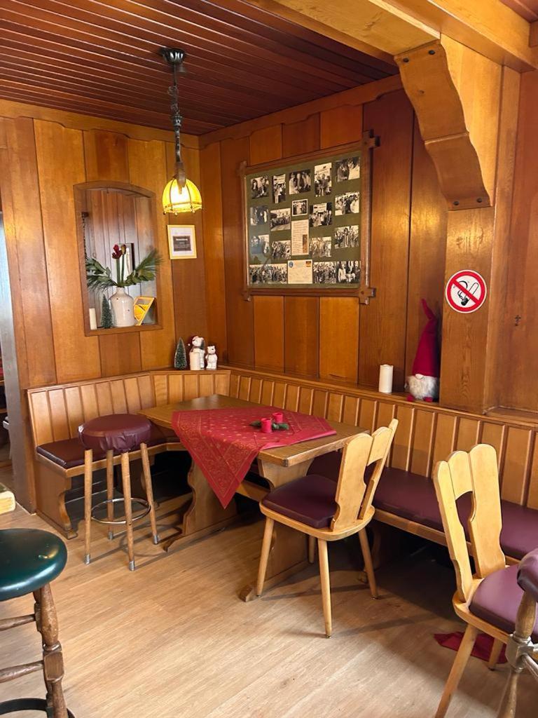 Haus Astenblick In Winterberg Fuer Bis Zu 35 Personen Fuer Wanderveranstaltungen Und Familienfeiern Exteriér fotografie