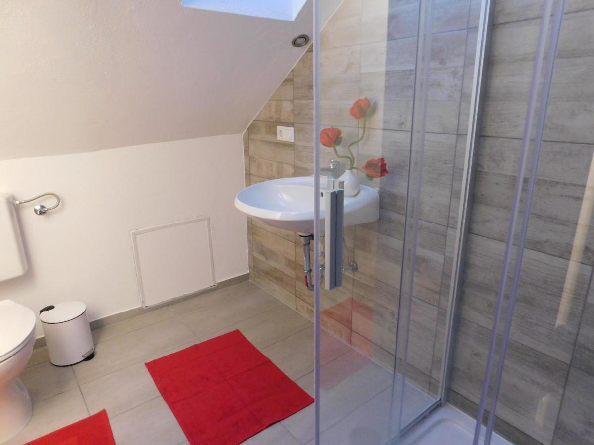 Haus Astenblick In Winterberg Fuer Bis Zu 35 Personen Fuer Wanderveranstaltungen Und Familienfeiern Exteriér fotografie